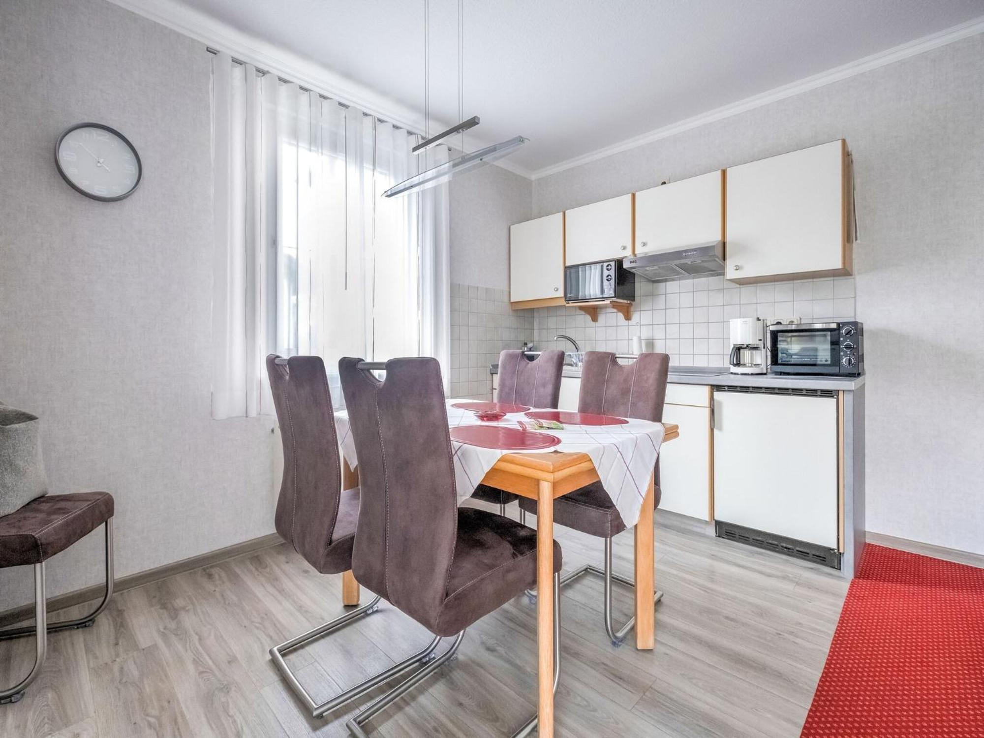Modern Apartment In Schwalefeld With Garden Willingen  Exteriör bild