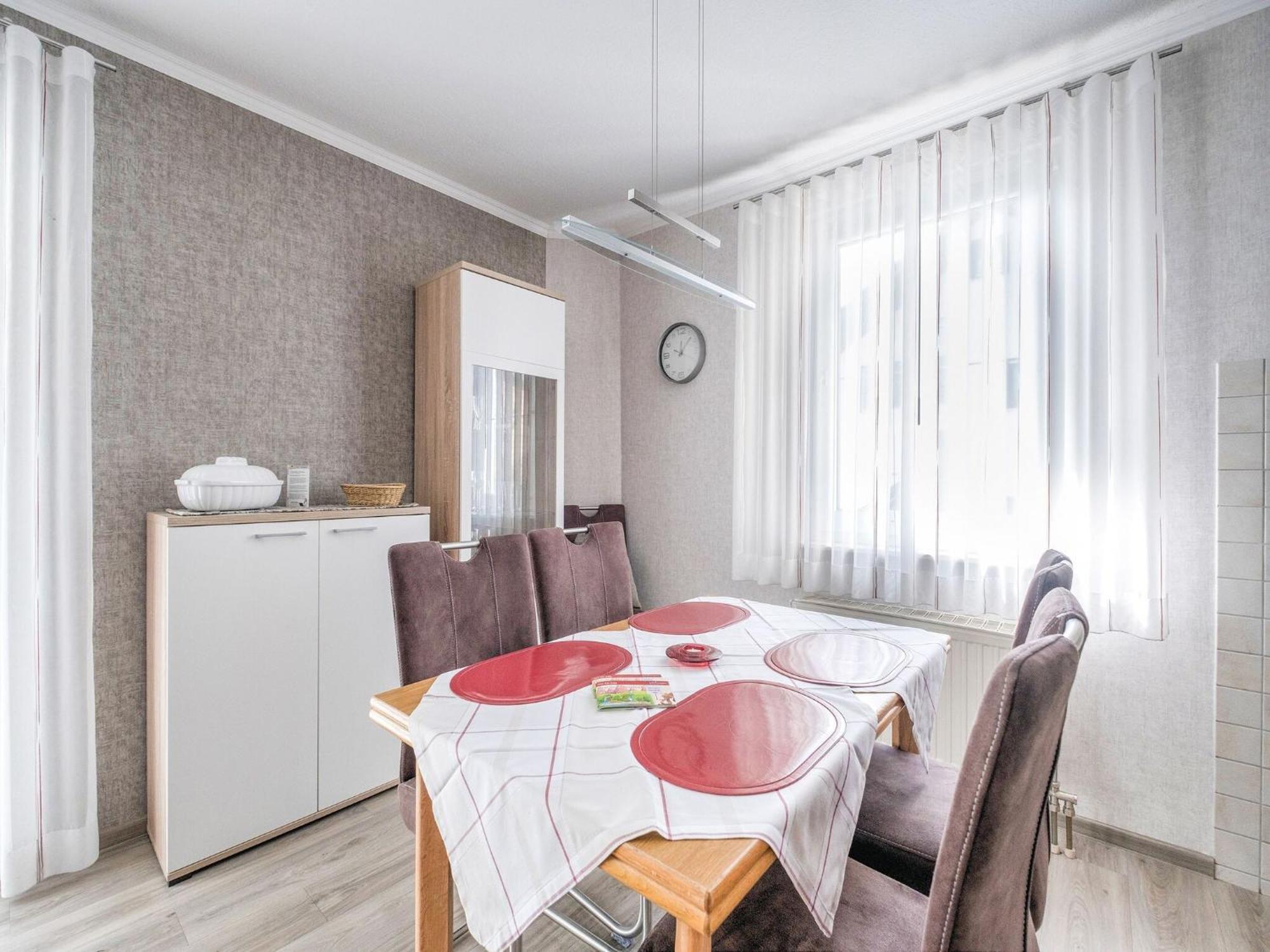 Modern Apartment In Schwalefeld With Garden Willingen  Exteriör bild