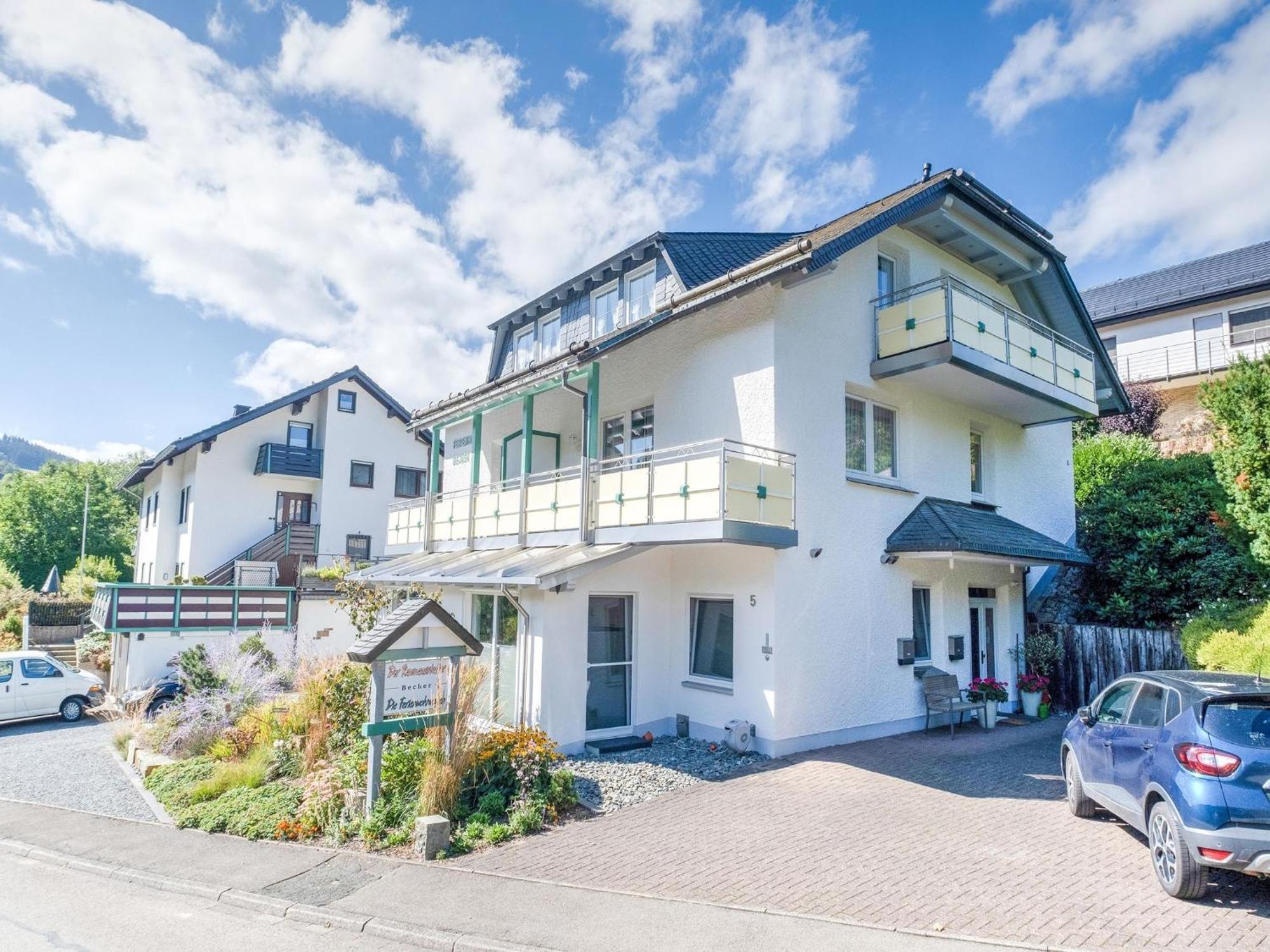 Modern Apartment In Schwalefeld With Garden Willingen  Exteriör bild